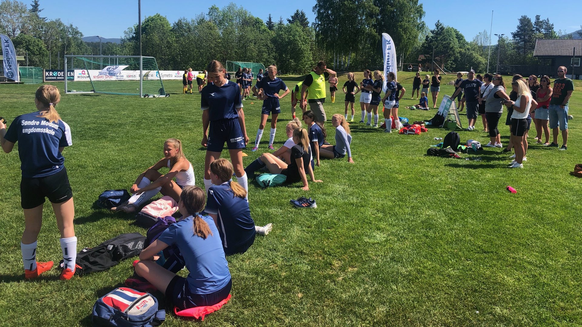 2020-06-02_JenteFotballdagPaaHaugfoss