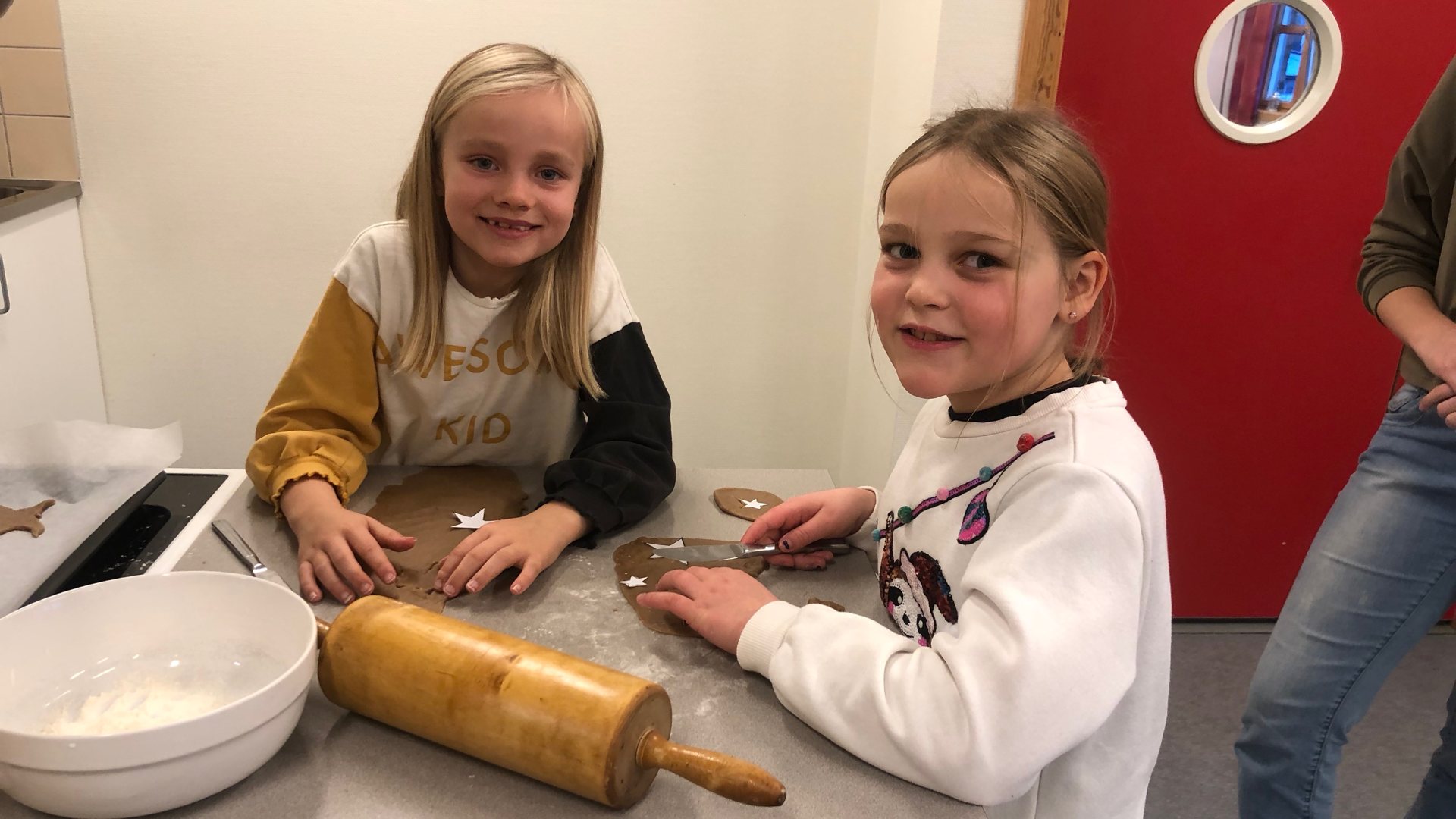 Elever baker til pepperkakeby