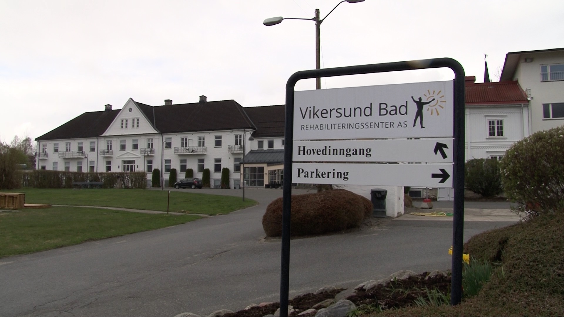 19 smittetilfeller i Modum sist uke. Ansatt ved Vikersund bad blant de smittede.