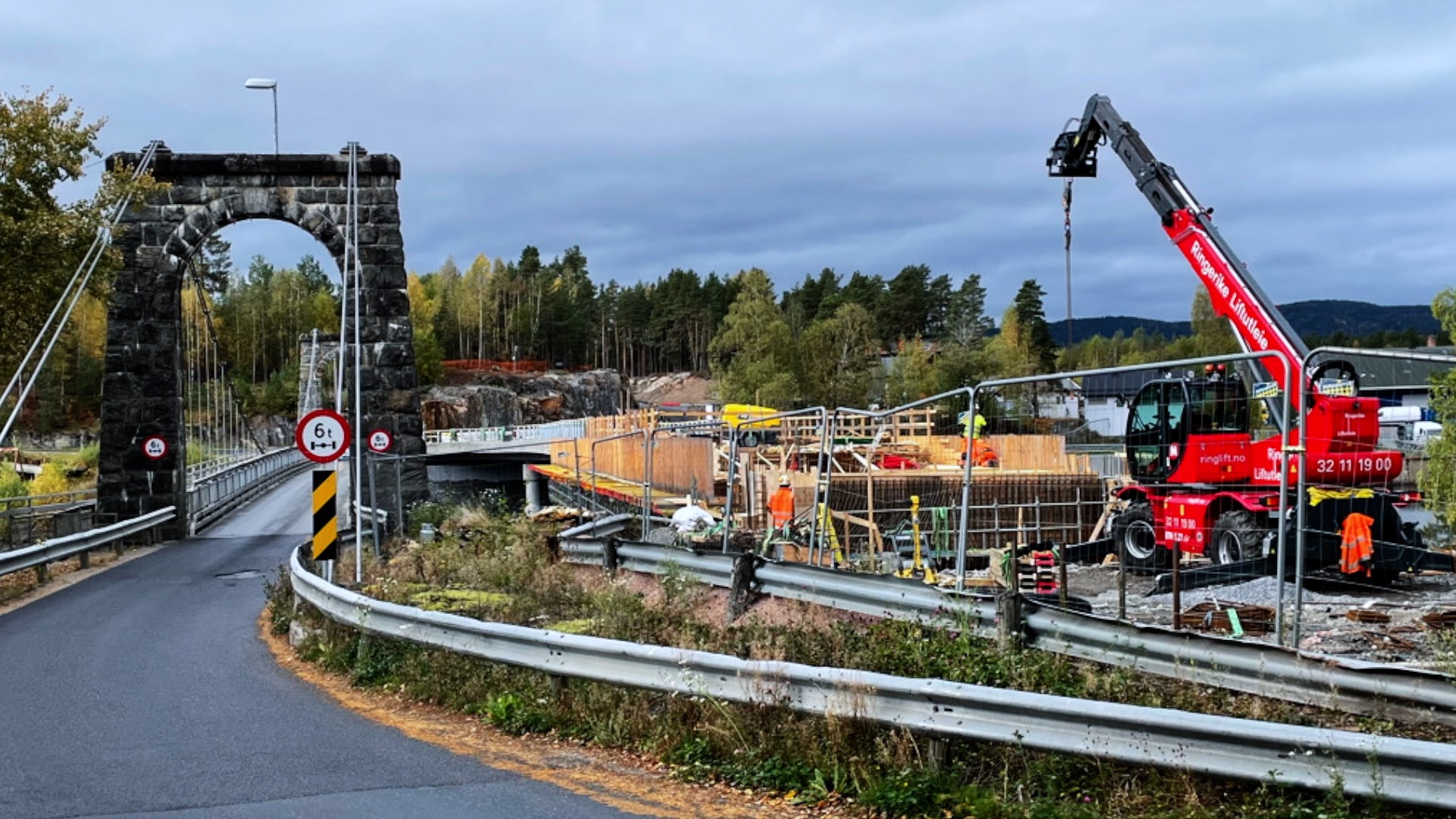 Bildeserie fra bygging av Geithus bru