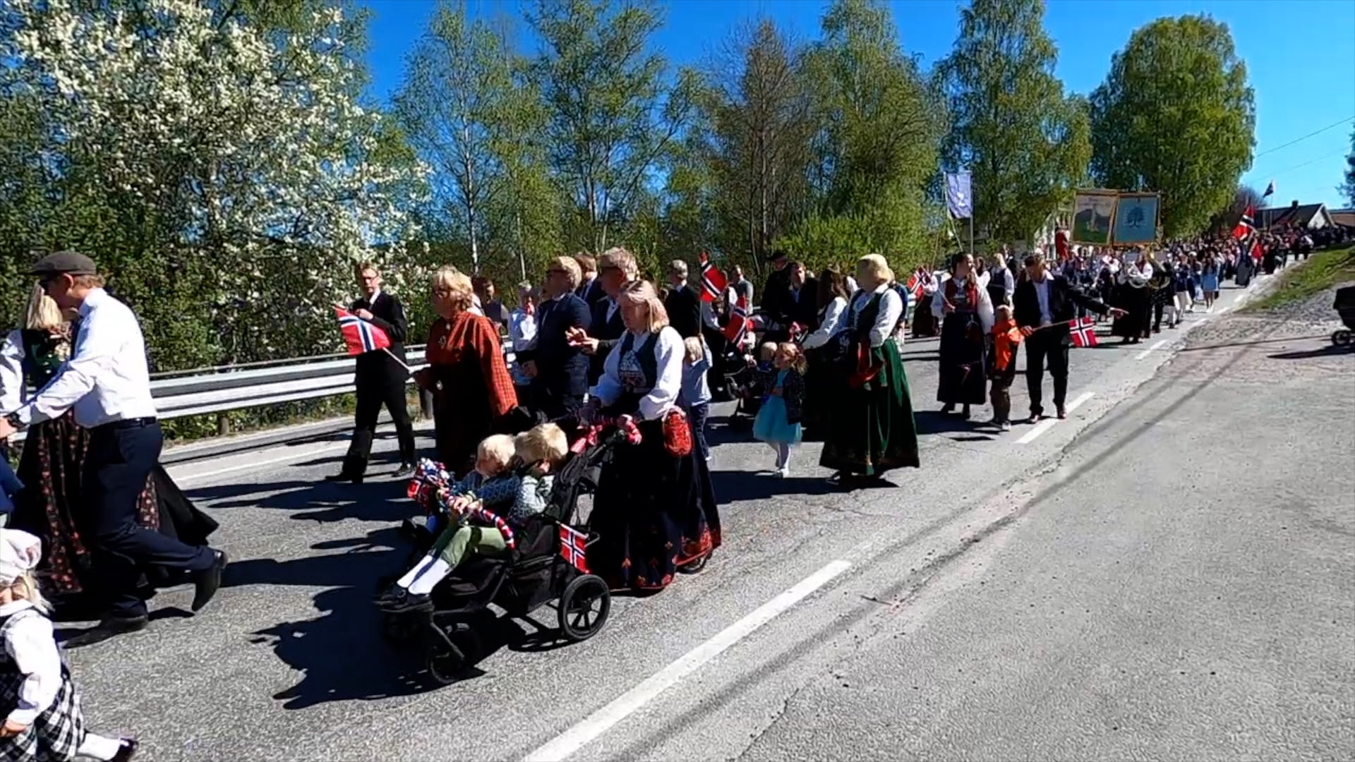 17.mai-Toget i Prestfoss